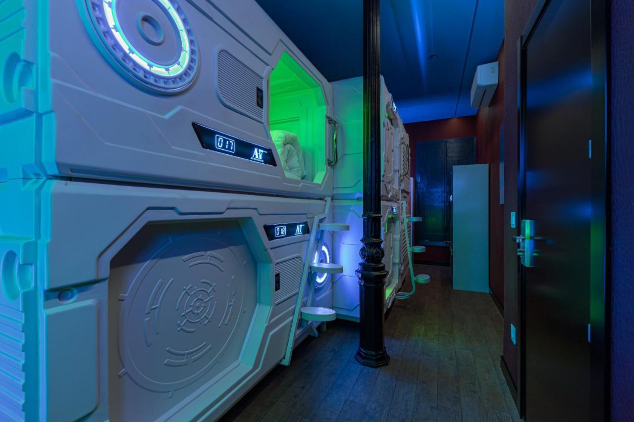Art Seven Hostel Capsules مدريد المظهر الخارجي الصورة