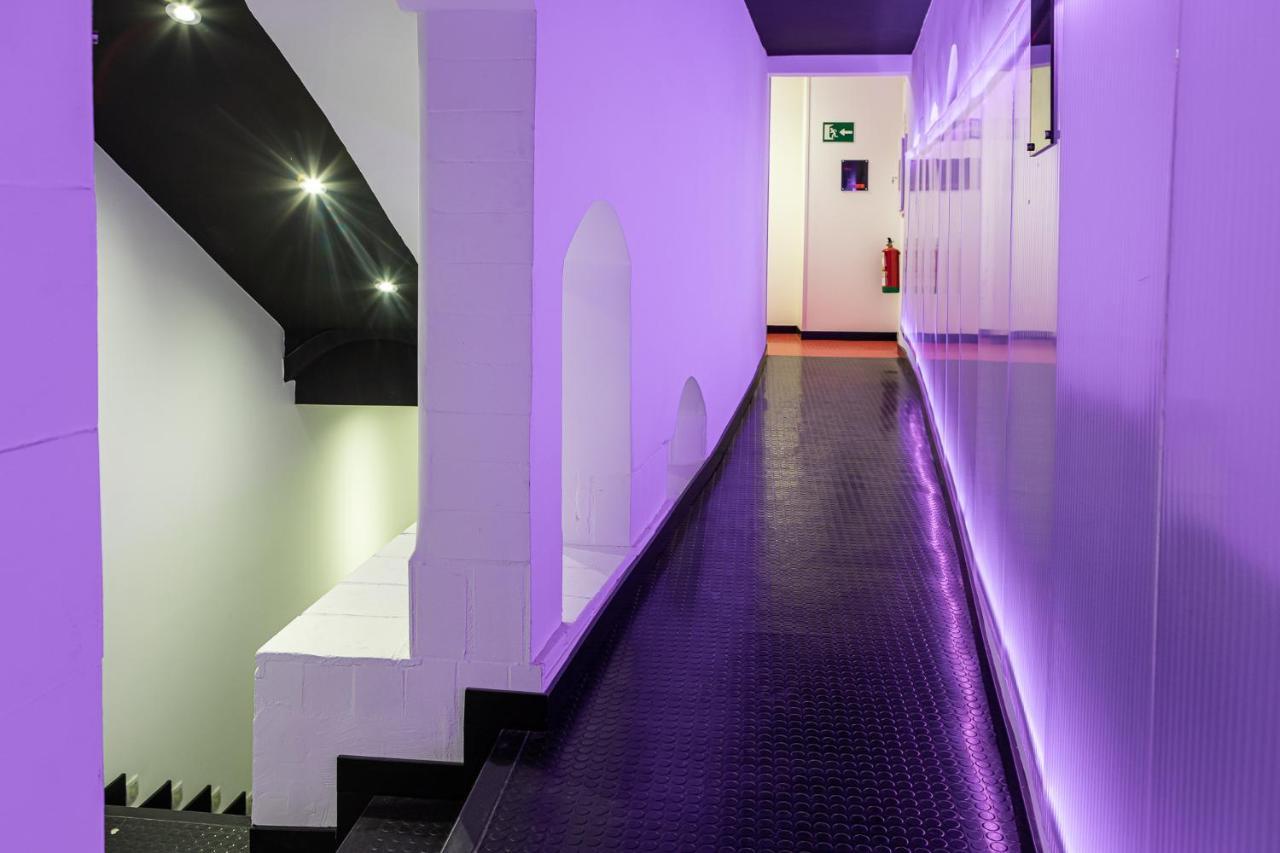 Art Seven Hostel Capsules مدريد المظهر الخارجي الصورة