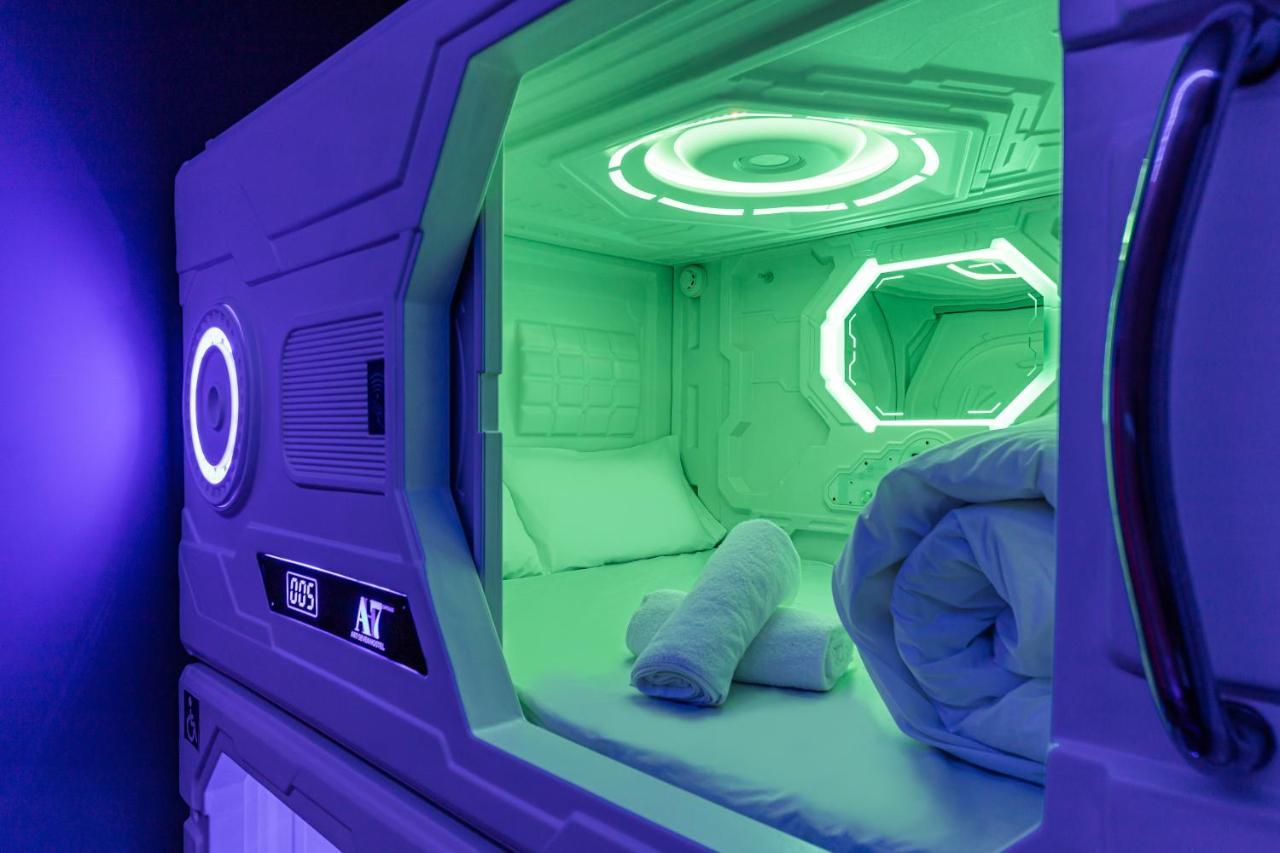 Art Seven Hostel Capsules مدريد المظهر الخارجي الصورة