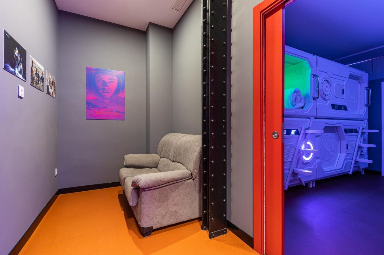 Art Seven Hostel Capsules مدريد المظهر الخارجي الصورة