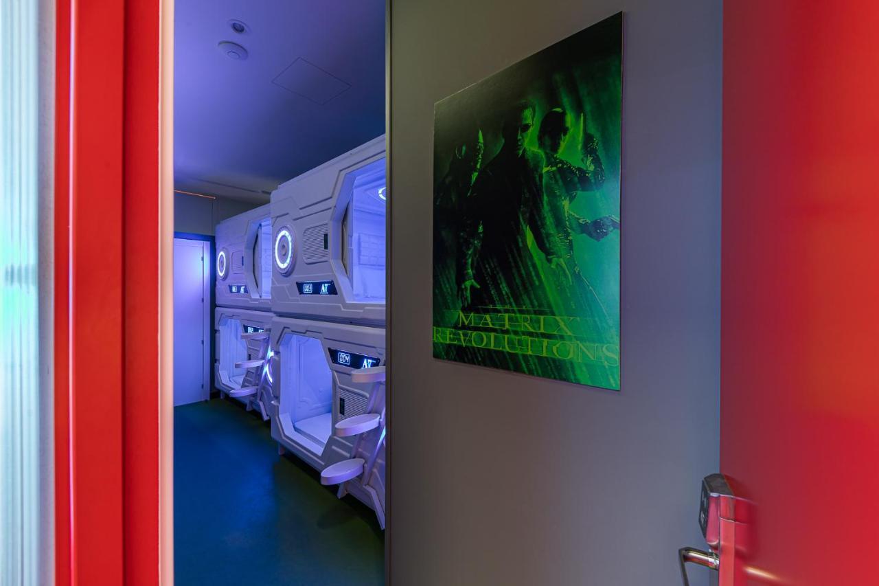 Art Seven Hostel Capsules مدريد المظهر الخارجي الصورة