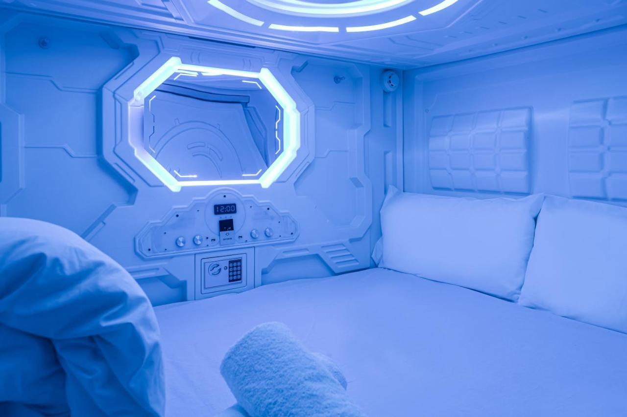 Art Seven Hostel Capsules مدريد المظهر الخارجي الصورة