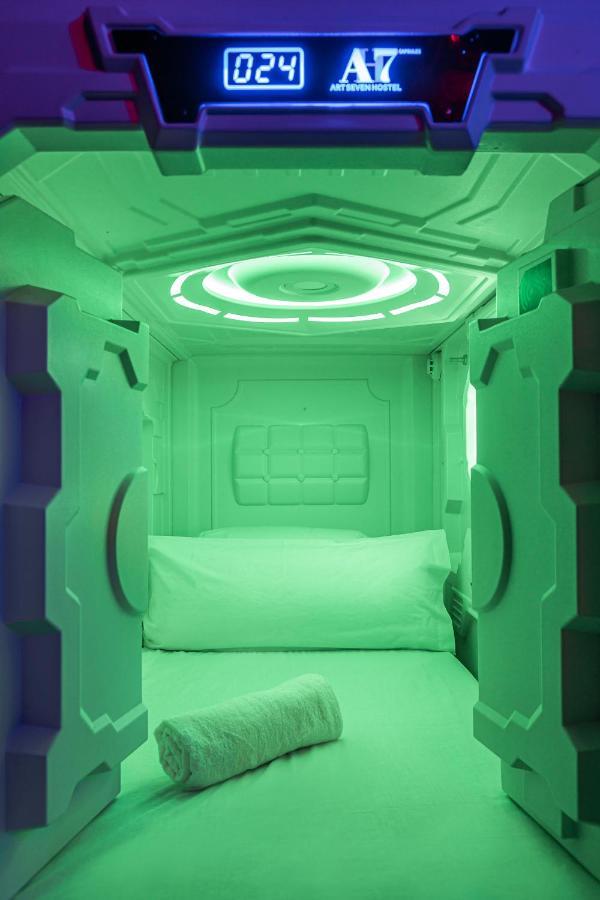 Art Seven Hostel Capsules مدريد المظهر الخارجي الصورة