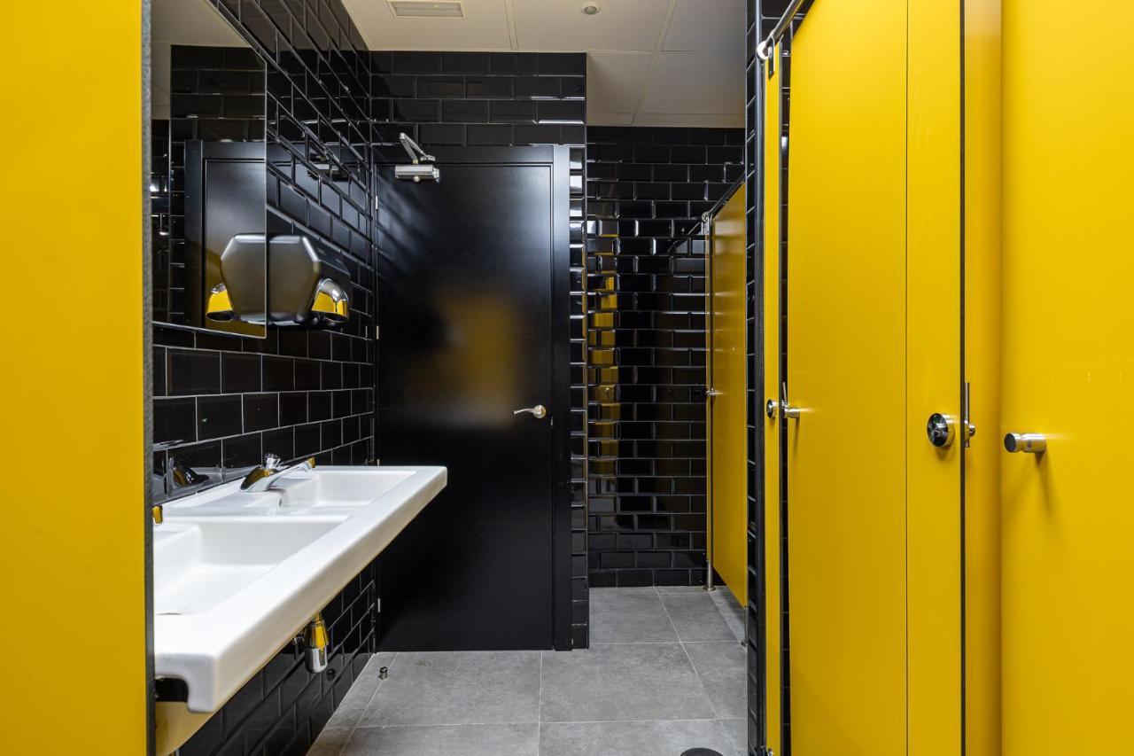 Art Seven Hostel Capsules مدريد المظهر الخارجي الصورة